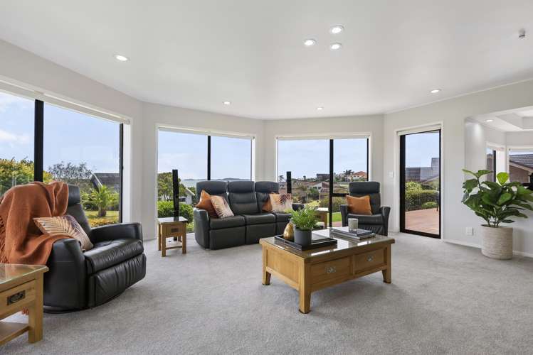 2 Gillard Place Eastern Beach_10