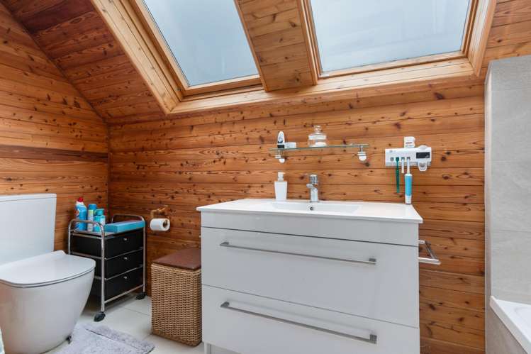 6 Haslett Place Upper Riccarton_18