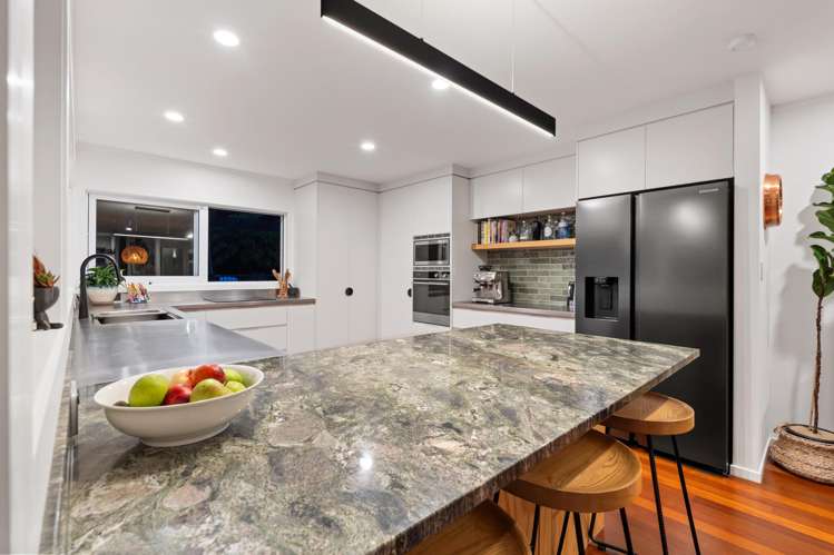 74 Duncansby Road Stanmore Bay_5