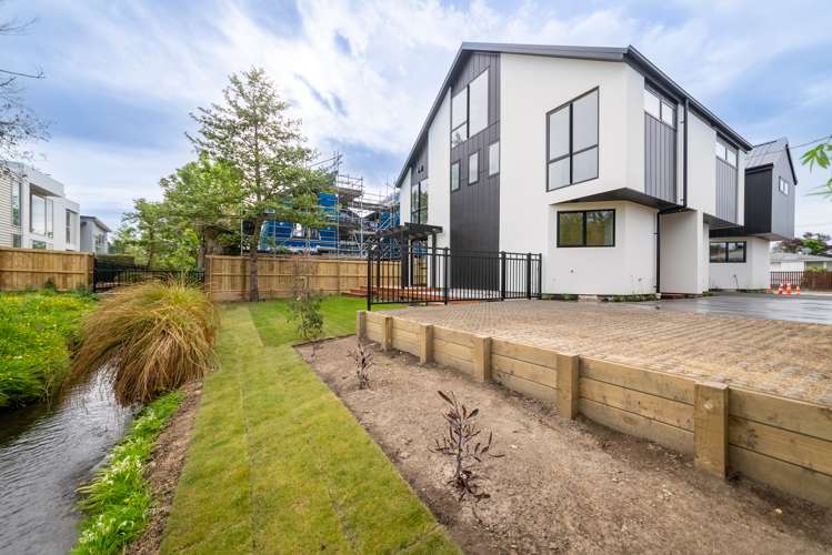 206c Edgeware Road Edgeware_14