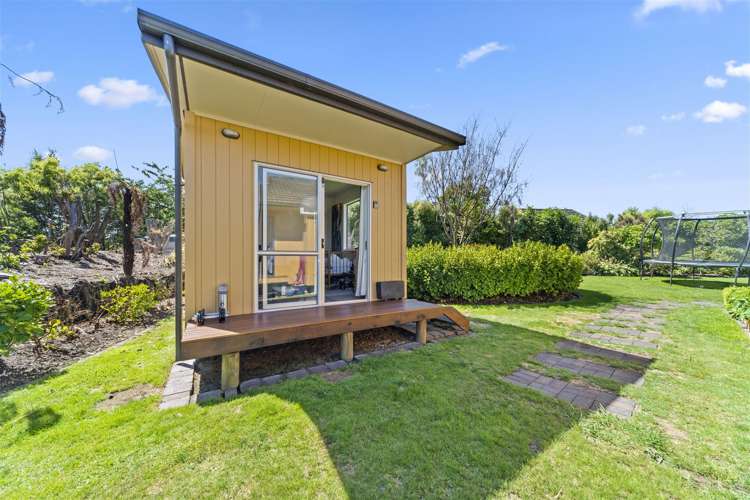 12 Belvedere Grove Rangatira Park_17