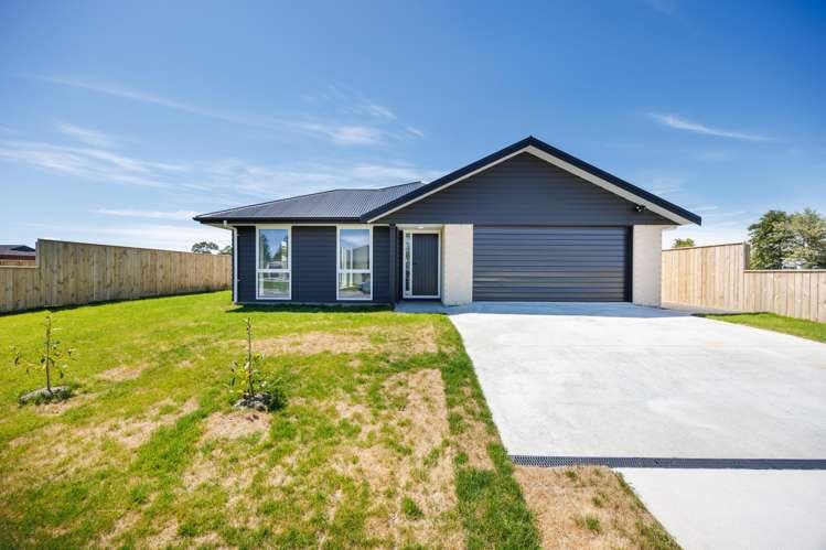 94 Churcher Street Feilding_4