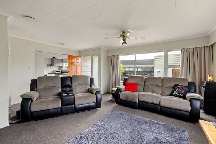 36 Dalton Crescent Dinsdale_5