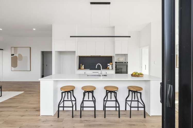 10 Bob Carter Place Welcome Bay_12