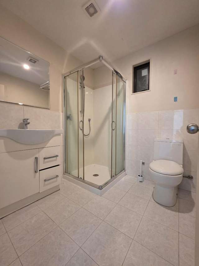 68A Bradbury Road Botany Downs_3