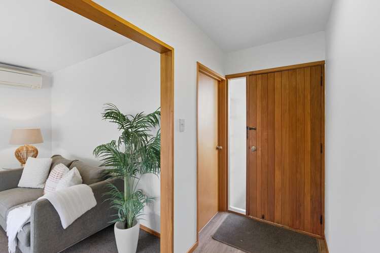 1/4 Broadbent Street Riccarton_12