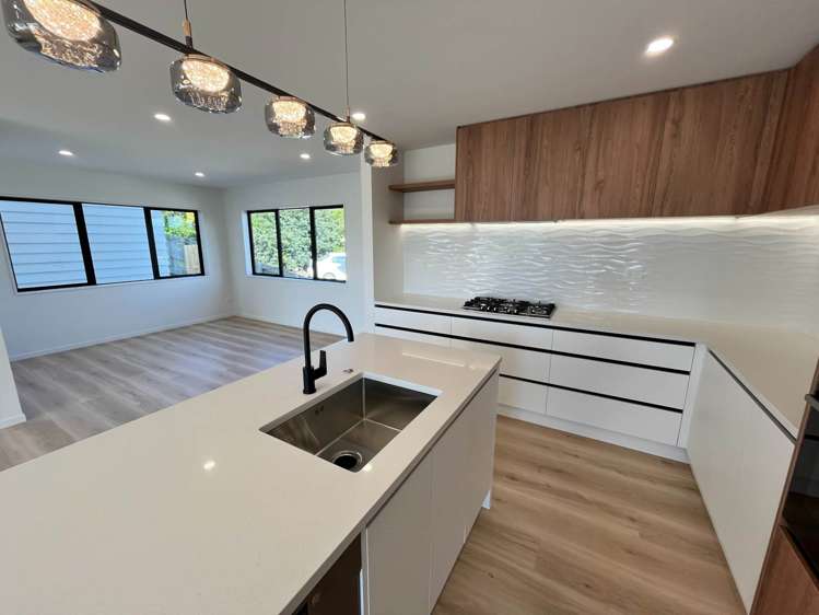 93b Bruce Road Glenfield_12