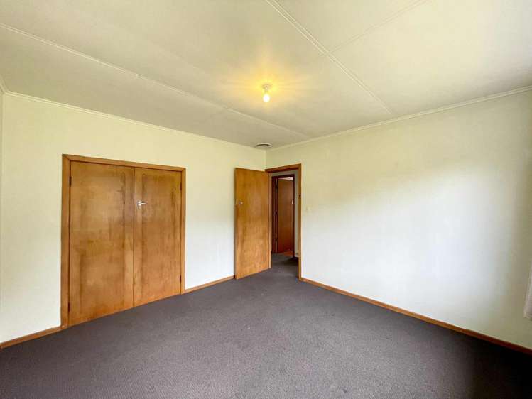 15 Beaumont Crescent 2157_11
