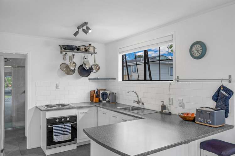 3 Denarius Lane Glendene_8