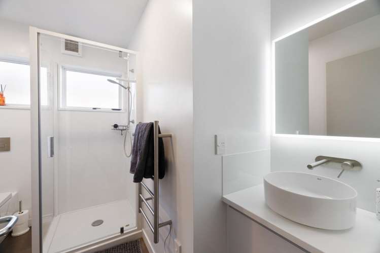 195 Memorial Avenue Burnside_10