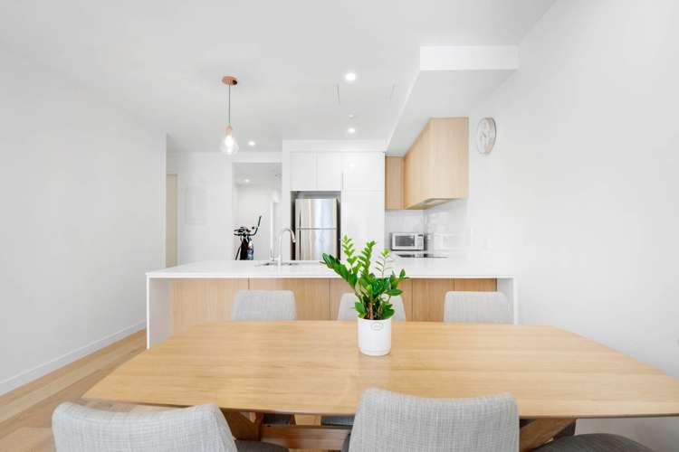 105/1 Kimiora Street Three Kings_5