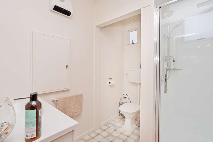 86 Racecourse Road Glengarry_10