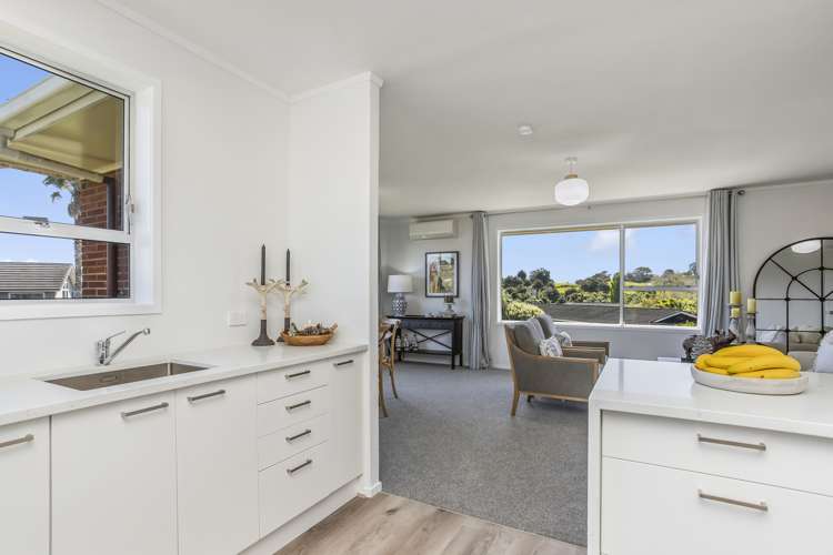 1/12 Markham Place Bucklands Beach_7