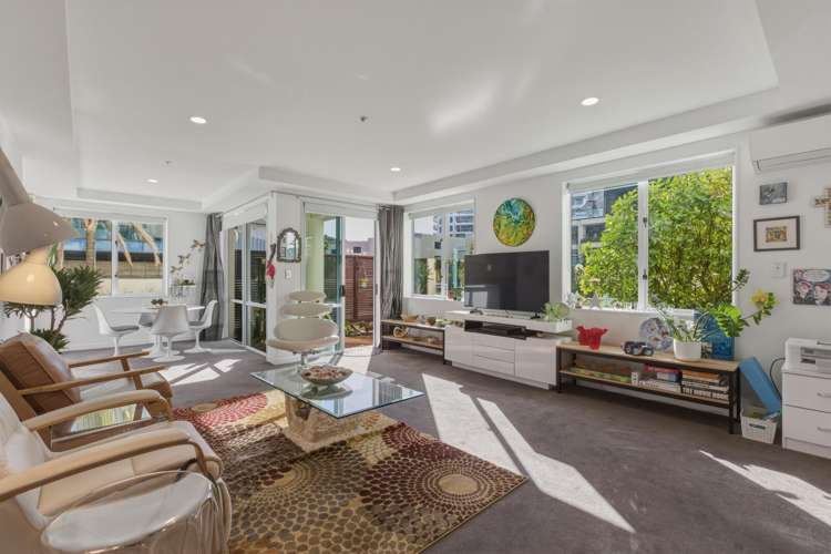 2/12 Maunganui Road (The Beaumont)_5