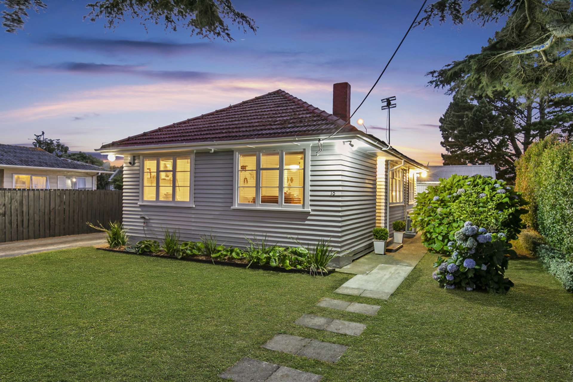 18 Crawford Avenue Mangere Bridge_0