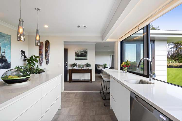 1124 Awhitu Road Waiuku_4