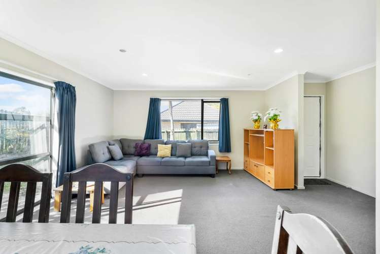 45 Robert Ross Place Manurewa_4