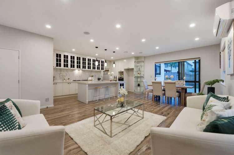 17 Peihinga Road Flat Bush_3