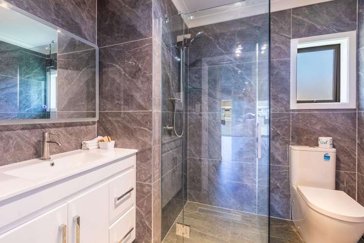 1400 Karamu Road North Mayfair_13