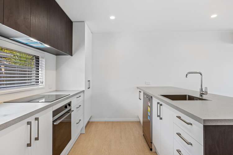 201 Bealey Avenue_3