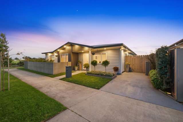 Corner Parkside with 5 Year Master Build Warranty