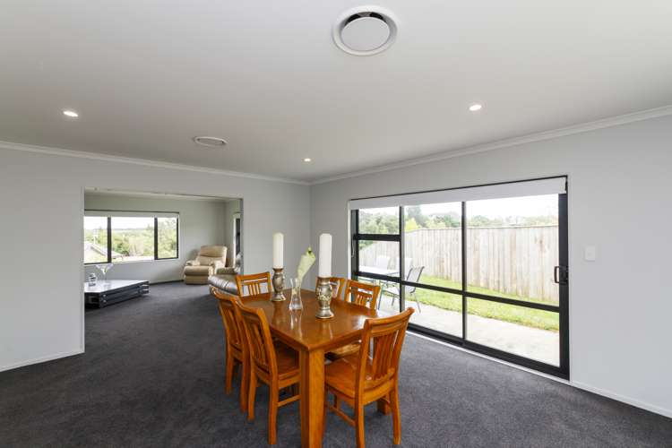 20 La Lena Grove Fitzherbert_5