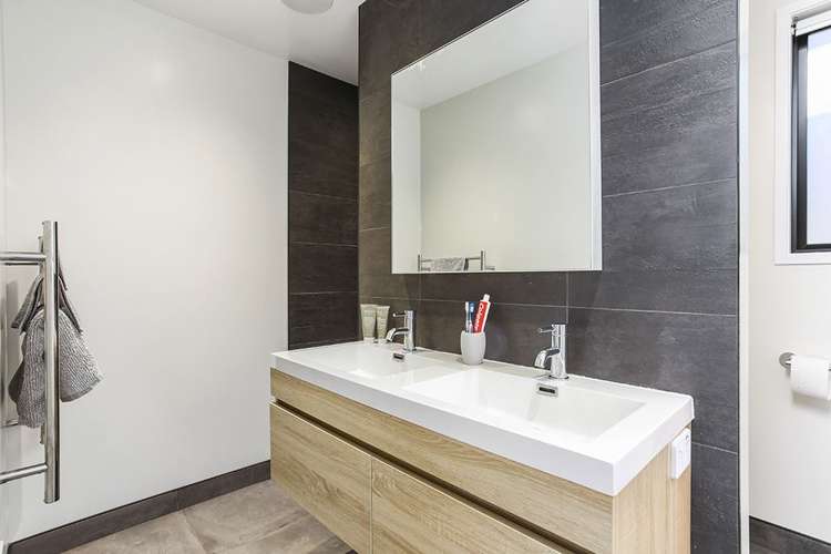 1 Daisy Burrell Drive Gulf Harbour_14