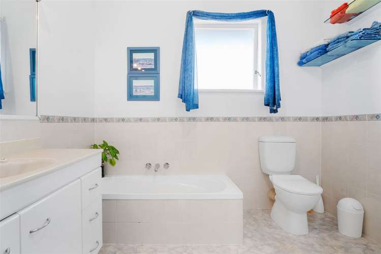 21 Litten Road Cockle Bay_13