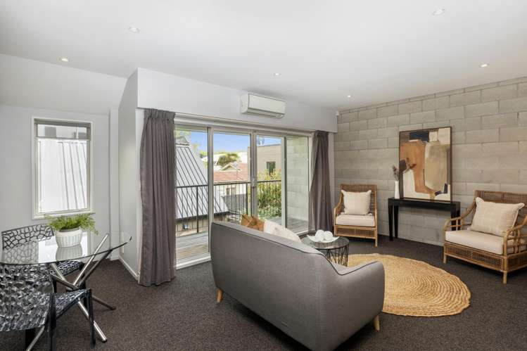 2/24 Dickens Street Addington_12