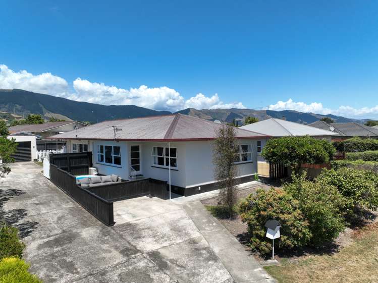 1/7 Tennyson Crescent Stoke_15