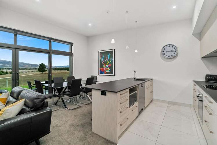 16 Monaco Drive Cromwell_8