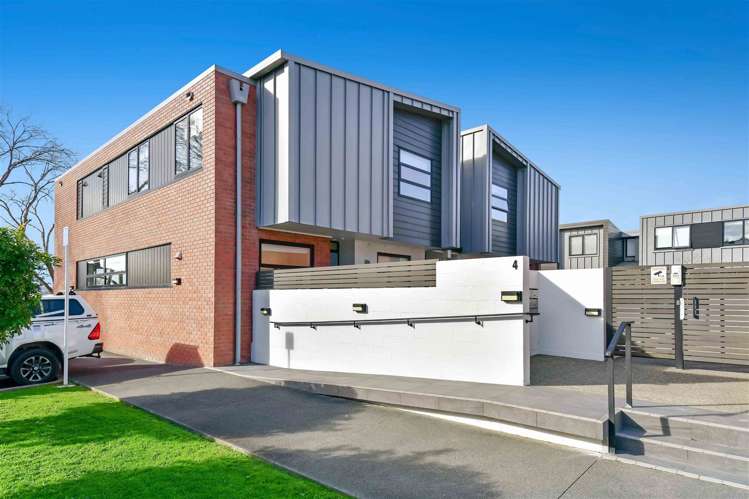 1/4 Stables Lane Silverdale_26