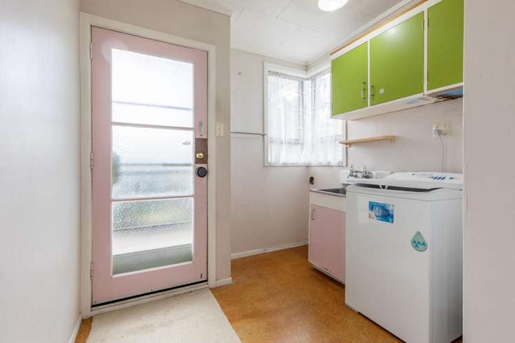 131 Te Rangitautahanga Road Turangi_14