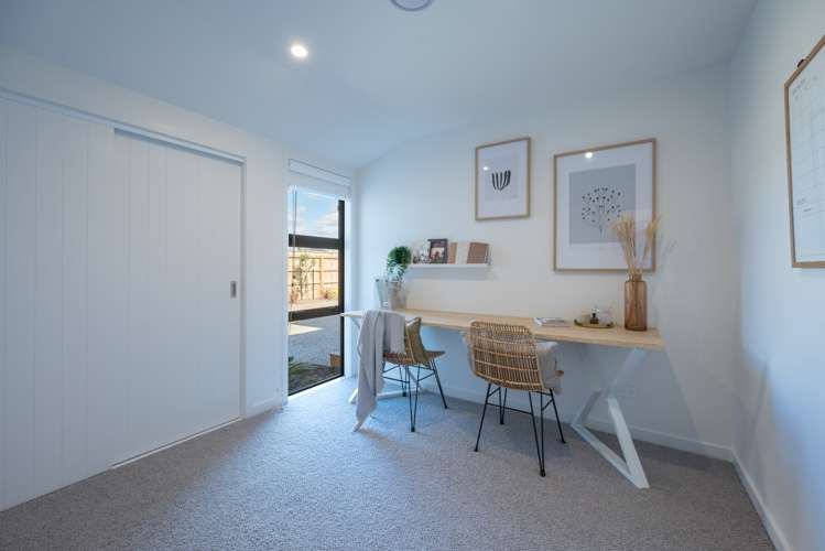 1 Hallmark Drive Hope_23