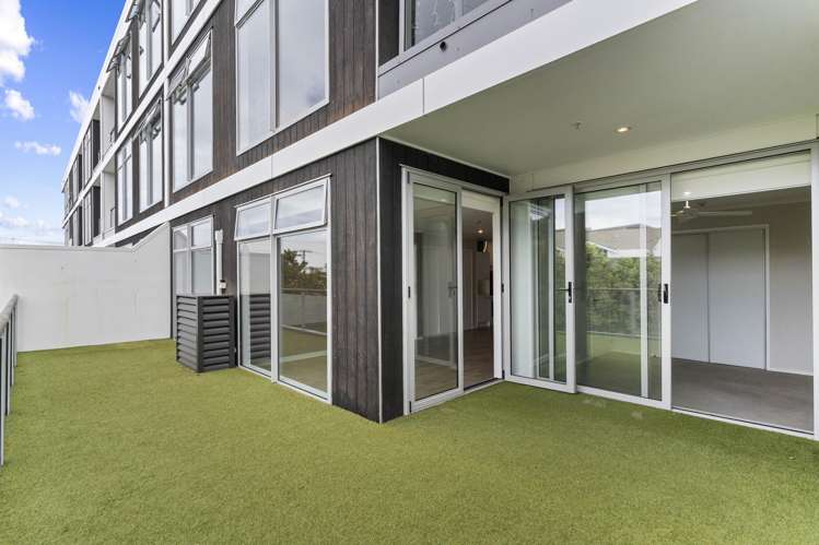 105/19 Bute Road Browns Bay_7