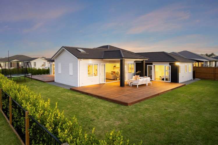 2 Fred White Drive Kumeu_41