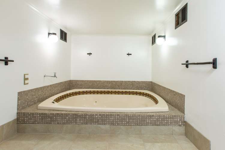 4 Ries Street Dannevirke_12