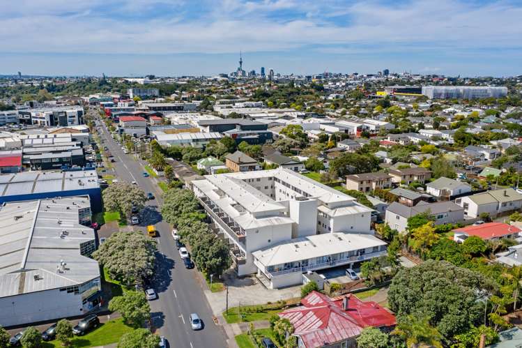 327/26 Morningside Drive Morningside_15