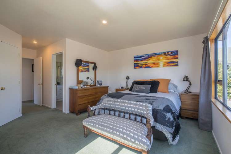 67 Meadowstone Drive Wanaka_12