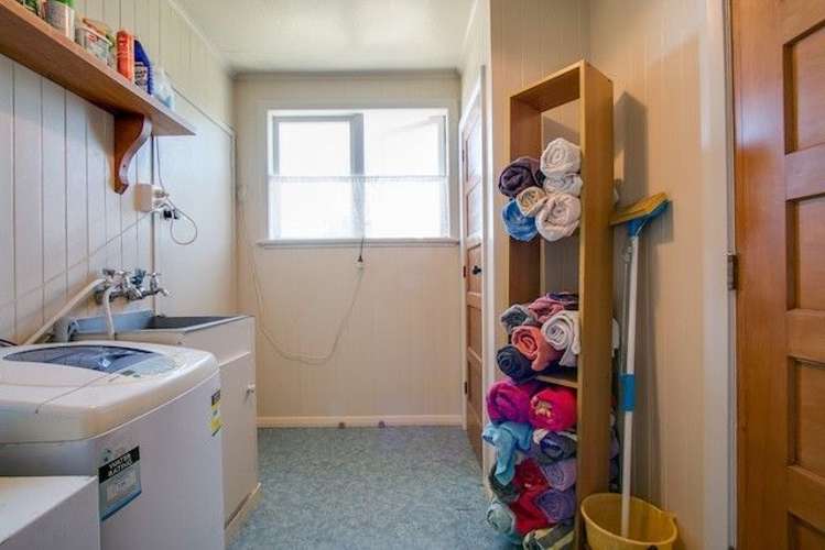 19 Hammond Road Taradale_6