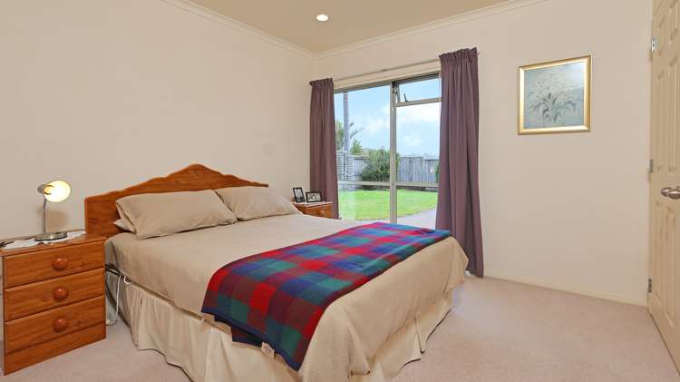 32 Highfields Terrace Henderson_13