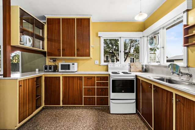 24 Darwin Crescent Maraenui_1