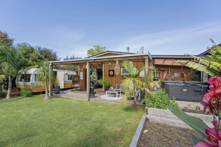 8 Laycock Road Tairua_13