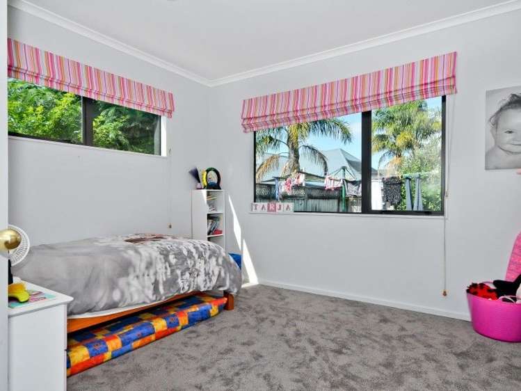 13 Waipuna Place Rototuna_11