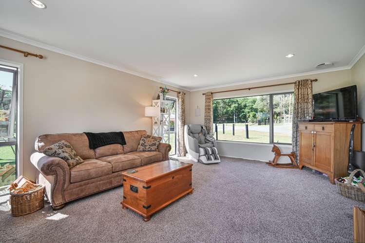 1324 Glengarry Road Puketapu_6