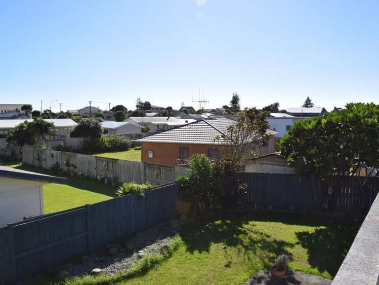 9 Caughley Avenue Otaki Beach_9