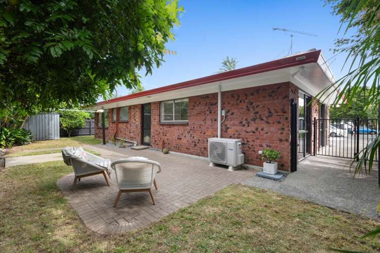 2/22 Beaumaris Way Conifer Grove_0