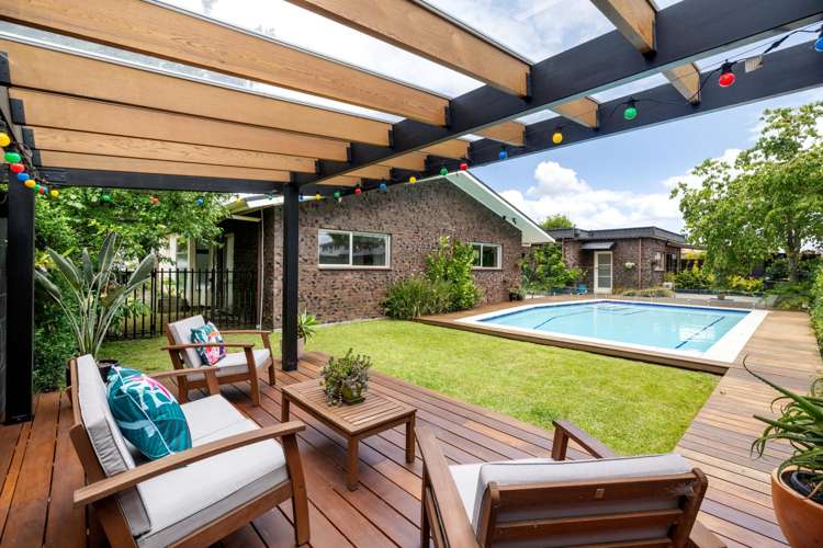 61 Chedworth Avenue Chartwell_24