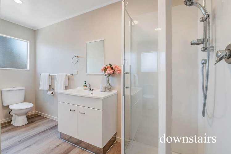 1/5 Witheford Drive Bayview_17