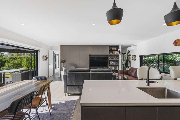 2 Burgundy Drive Martinborough_8